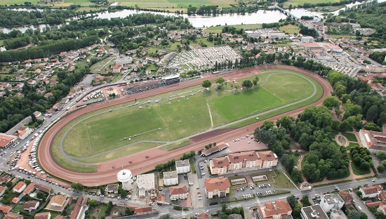 Vue aérienne de l'Hippodrome de Feurs